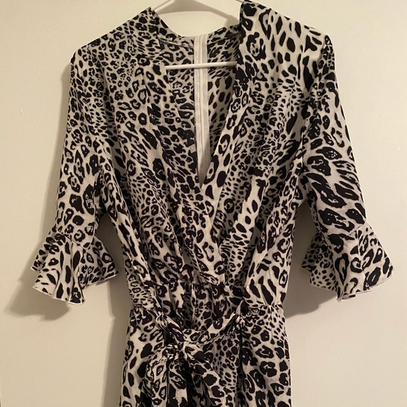 Animal Print Romper. - Picture 2 of 2